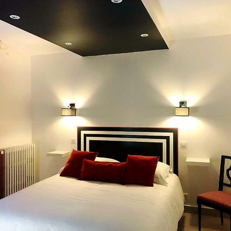 Hotel coté remparts Provins Esterno foto
